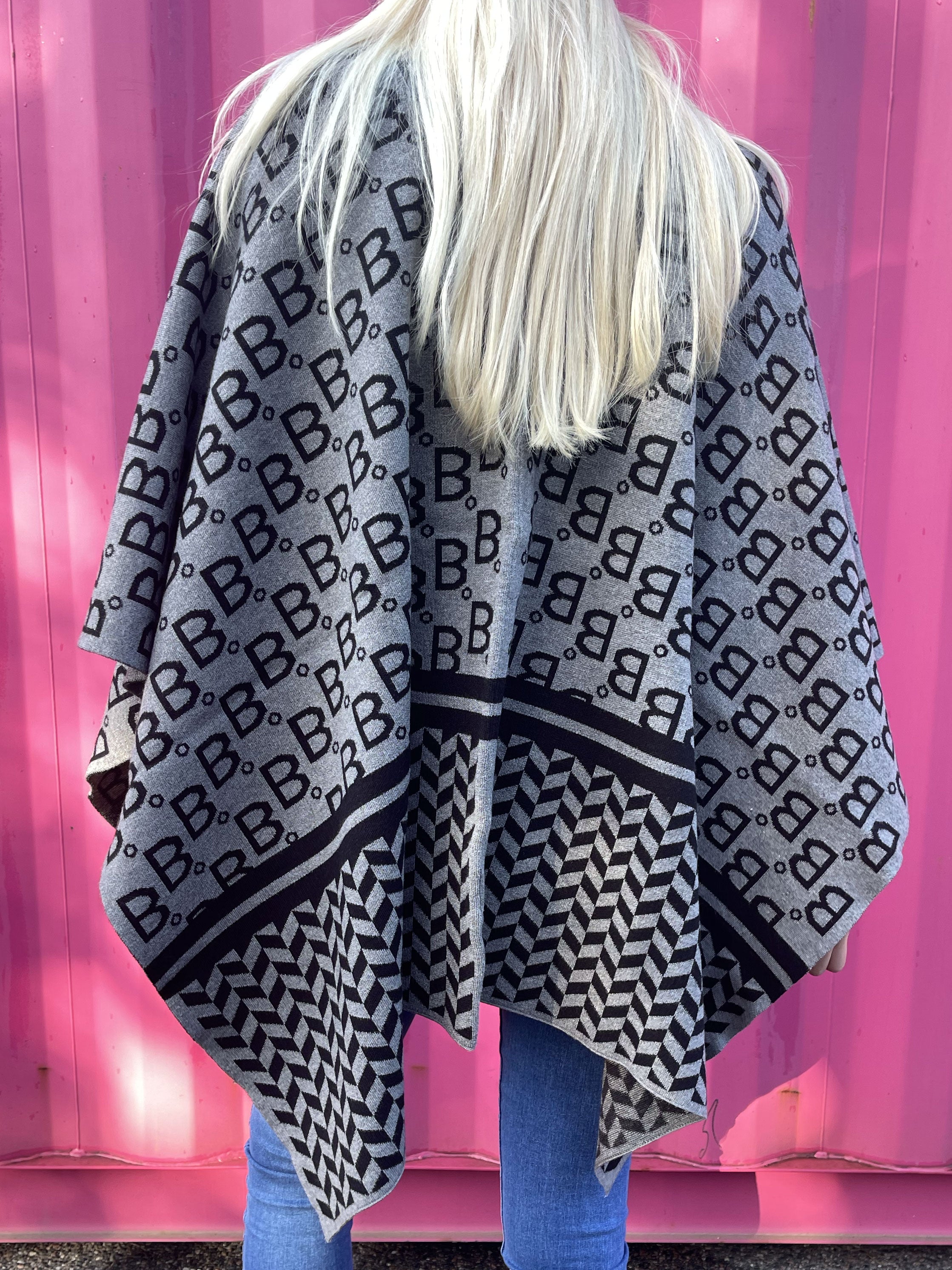 Rosalinde - Mjuk mönstrad stickad sjal